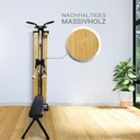 Pregiato rivestimento in vero legno della stazione multifunzione AsVIVA MG7 per un design accogliente nella stanza da allenamento di casa