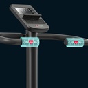 Sensori cardiaci palmari integrati sul manubrio dell'ergometro AsVIVA Ride H24 per la misurazione delle pulsazioni durante l'allenamento